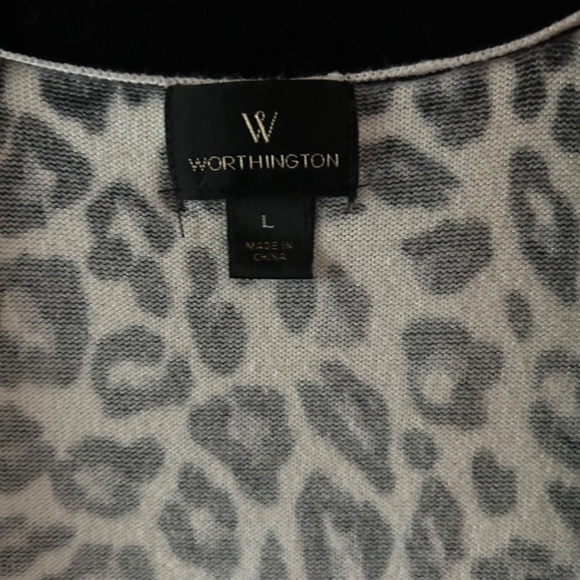 Women’s Cardigan - Picture 3 of 4